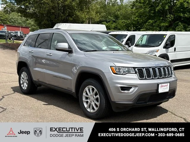 Used 2021 Silver Jeep Laredo E image 5