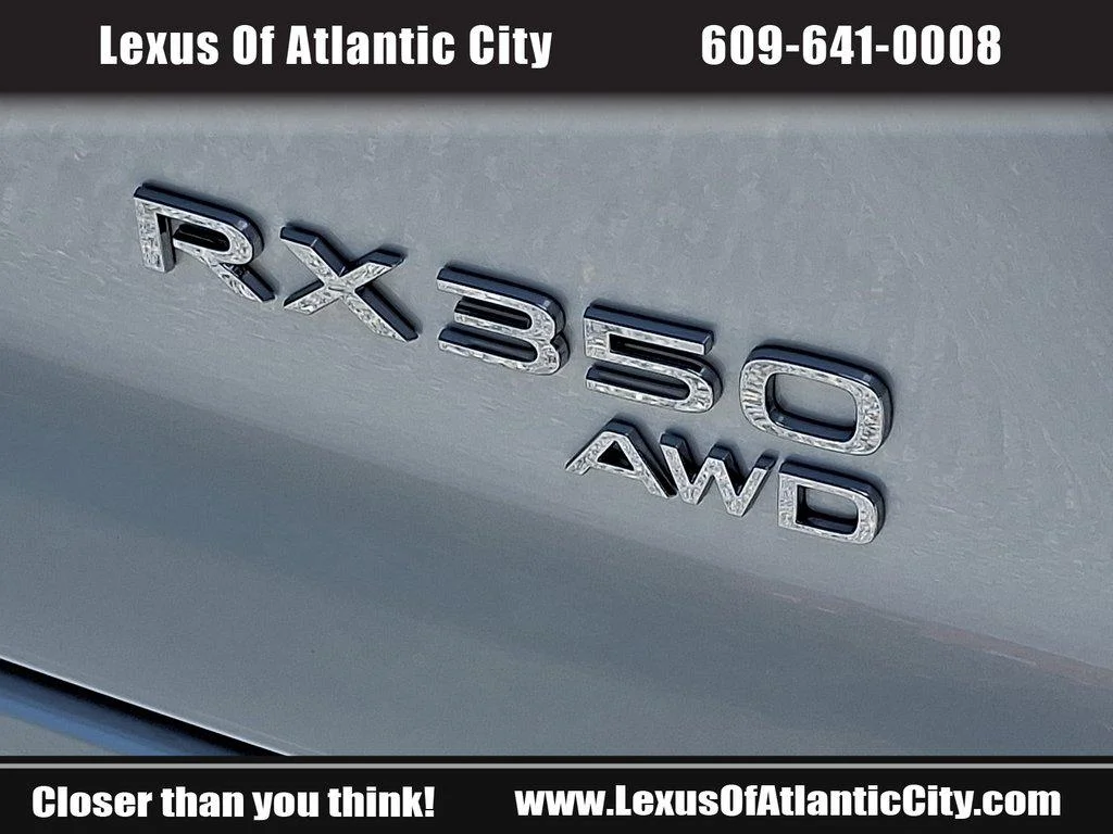 New 2026 Eminent White Pearl Lexus PREMIUM image 6