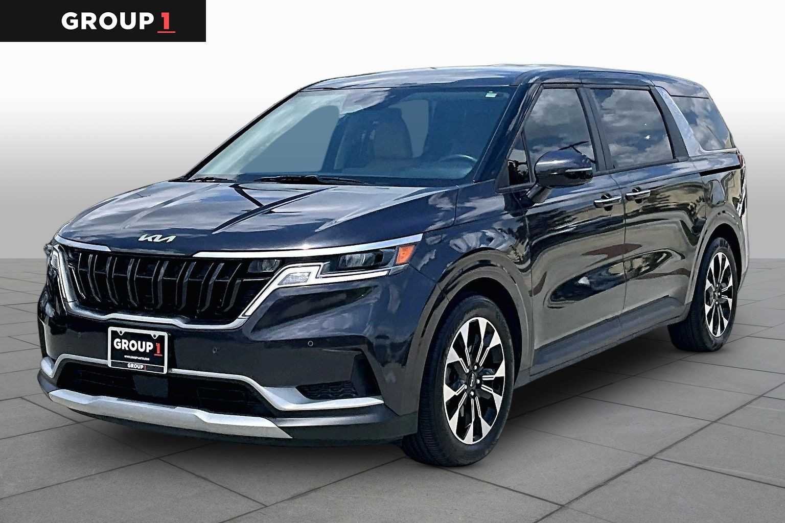 Certified Pre-Owned 2023 Kia Carnival EX