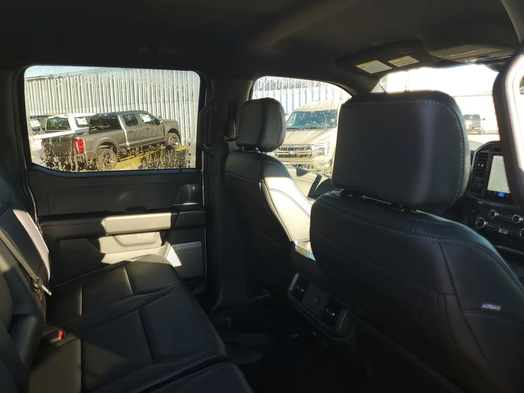 2025 Ford F-150 Lariat - Photo 29