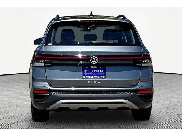 New 2026 Platinum Gray Metallic Volkswagen 1.5T S image 5