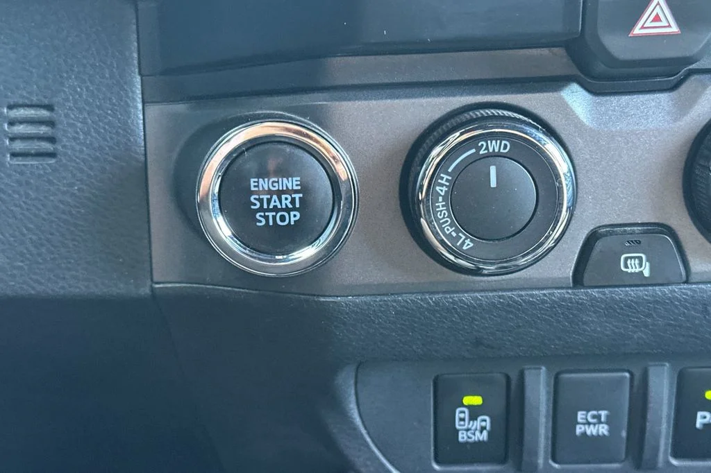 2023 Toyota Tacoma SR - Photo 21