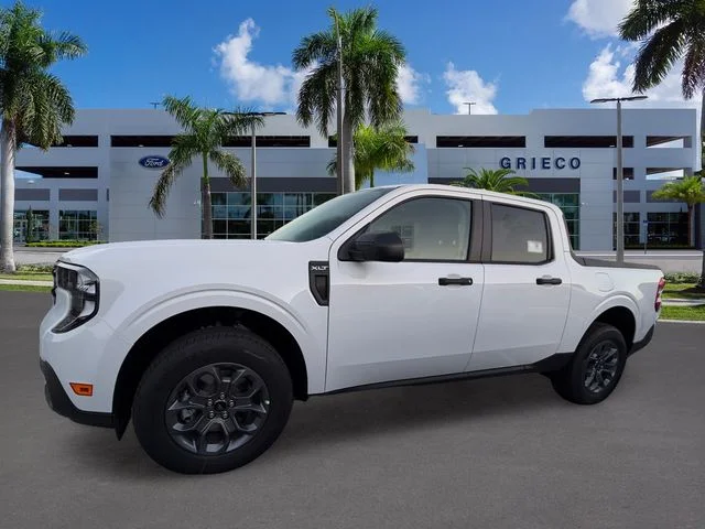 New 2026 Oxford White Ford XLT image 3