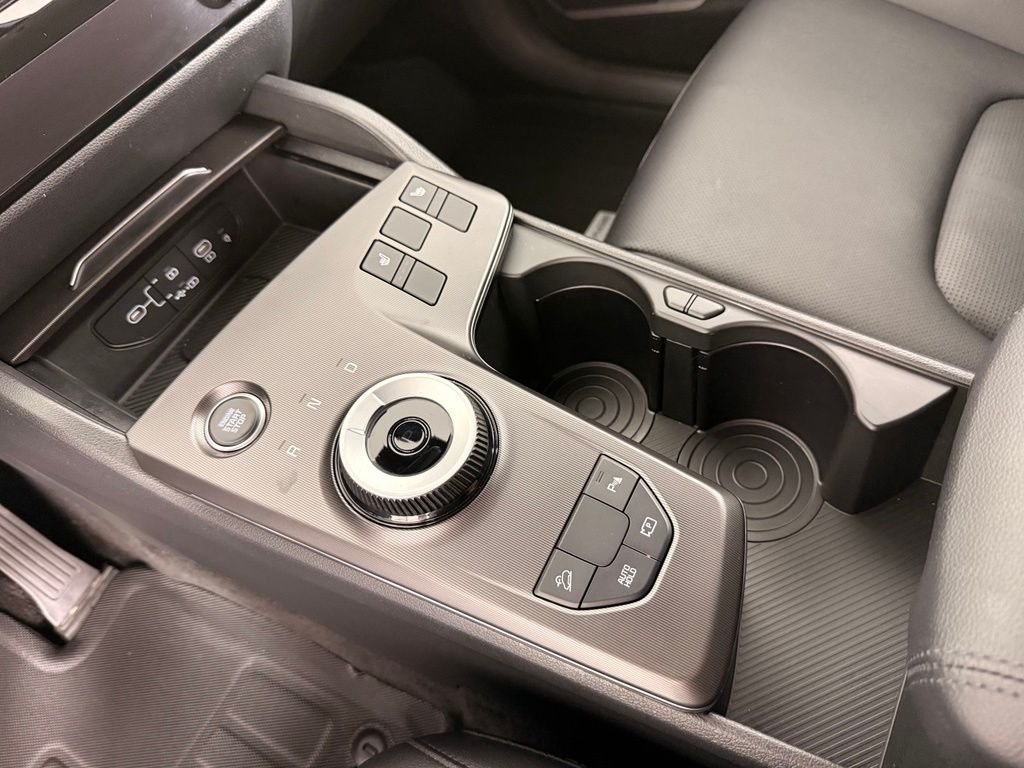 Used 2026 Gravity Gray Kia EX image 4