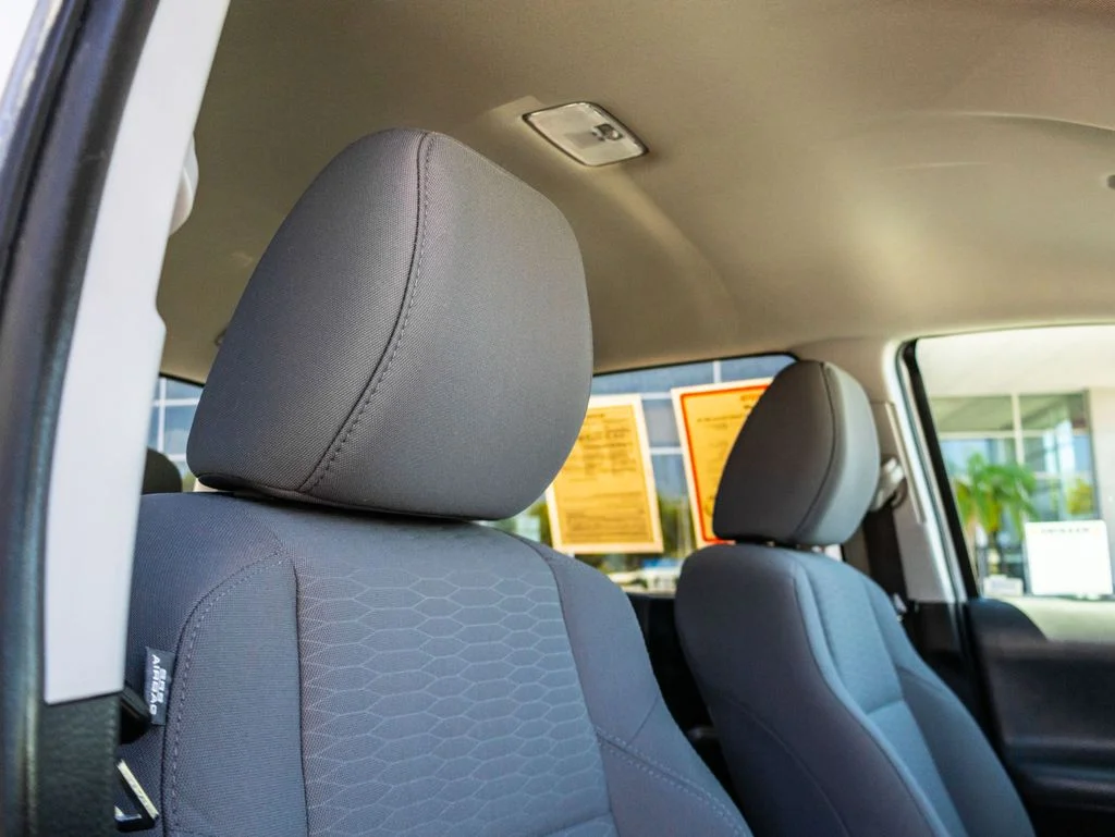 Used 2019 White Toyota SR5 image 20