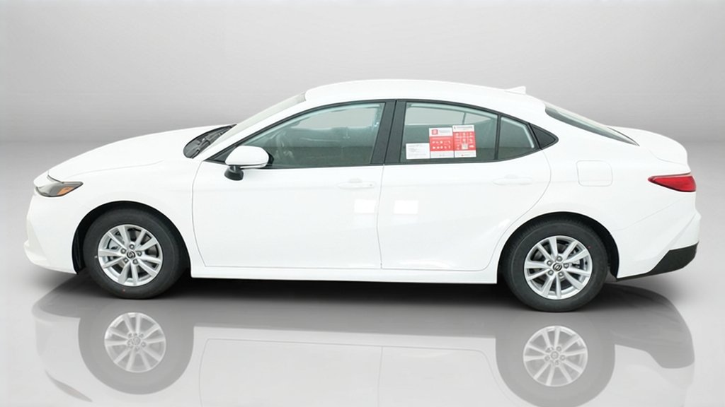 New 2026 Ice Cap Toyota LE image 32