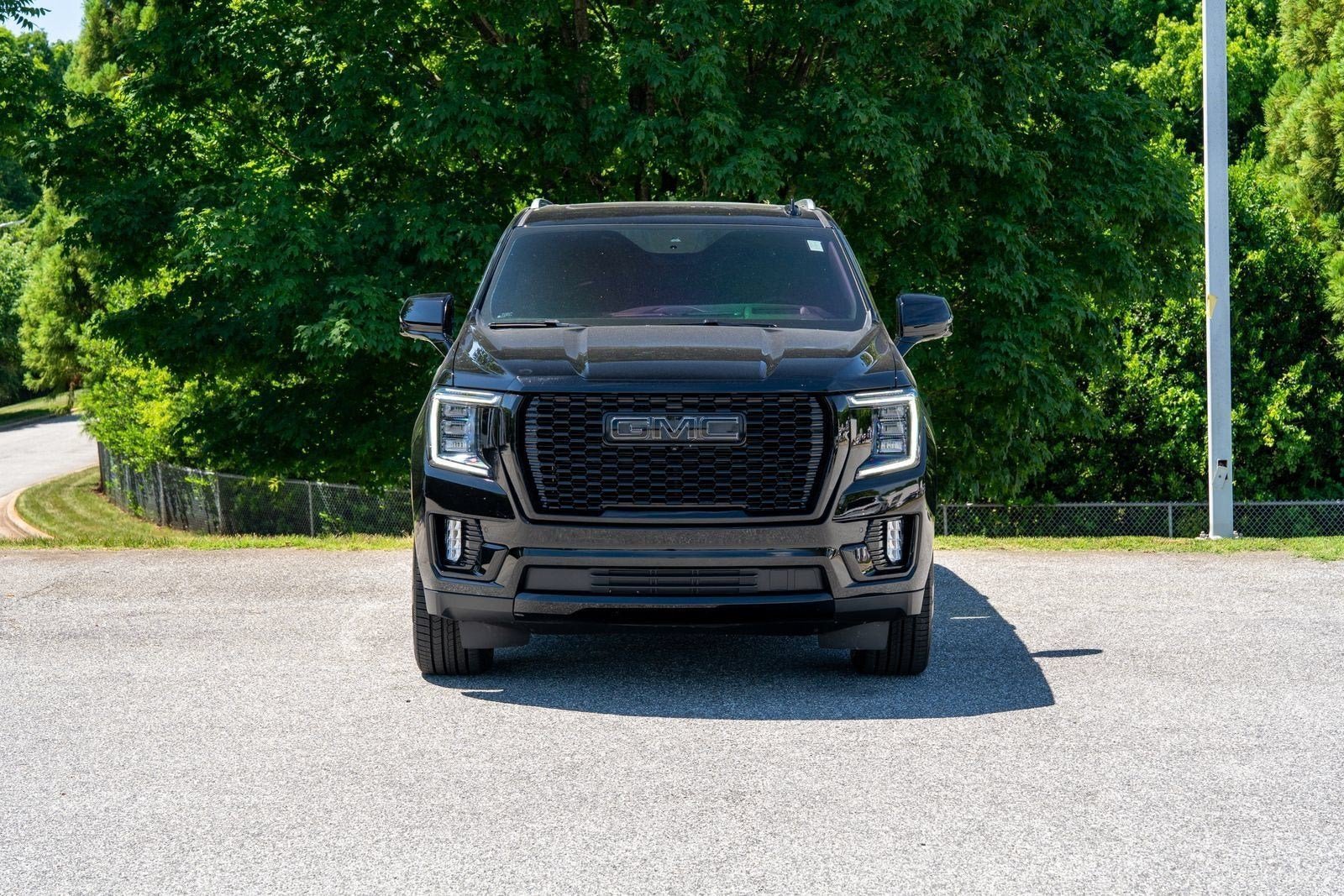 Used 2024 Onyx Black GMC Denali image 6