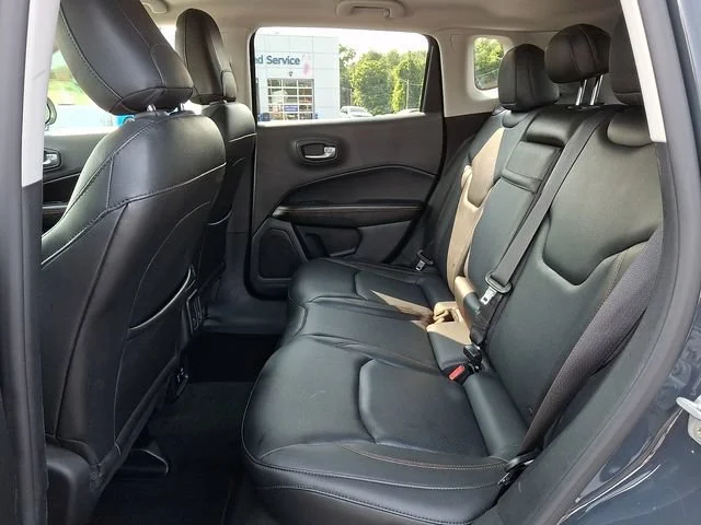 Used 2018 Gray Jeep Limited 4x4 image 11