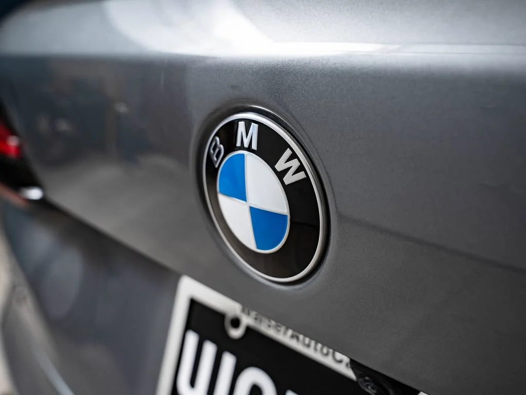 Used 2024 Skyscraper Grey Metallic BMW xDrive40i image 18