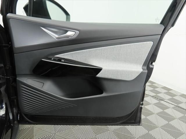New 2026 Deep Black Pearl Volkswagen Pro image 23
