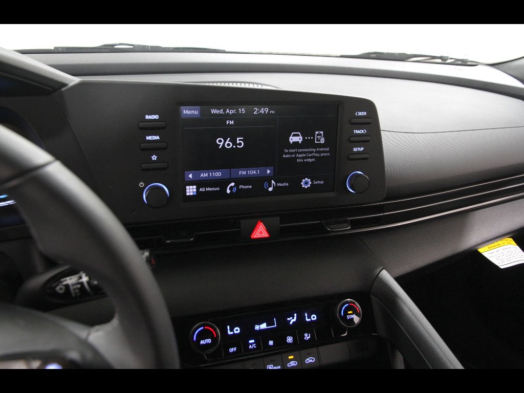 Used 2025 Fluid Metal Metallic Hyundai SEL Sport image 9