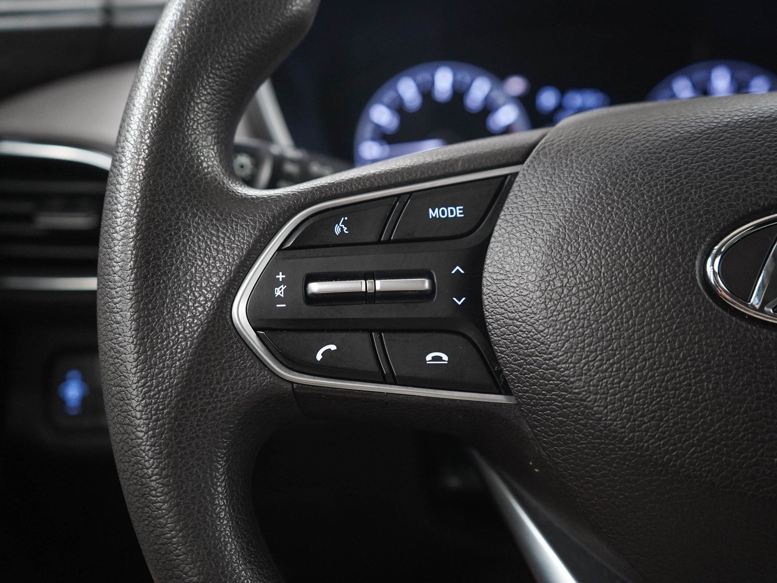 2019 Hyundai Santa Fe SE - Photo 26