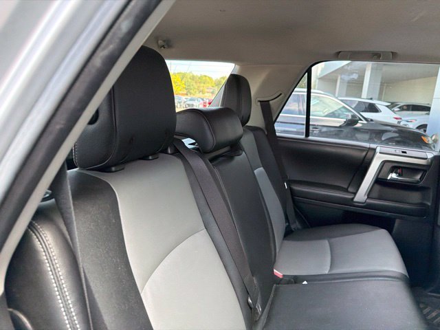 Used 2015 Silver Toyota SR5 Premium image 11
