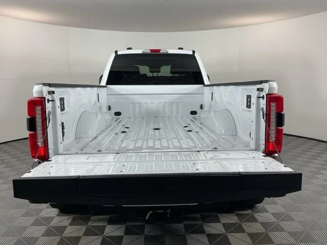 Certified Used 2025 White Ford Lariat image 7