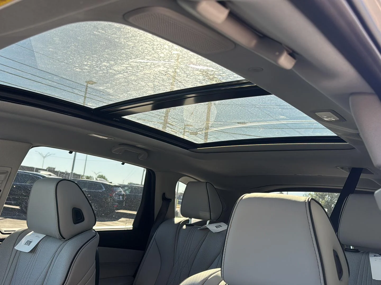 New 2026 Solar Silver Metallic Acura SH-AWD w/Advance image 24