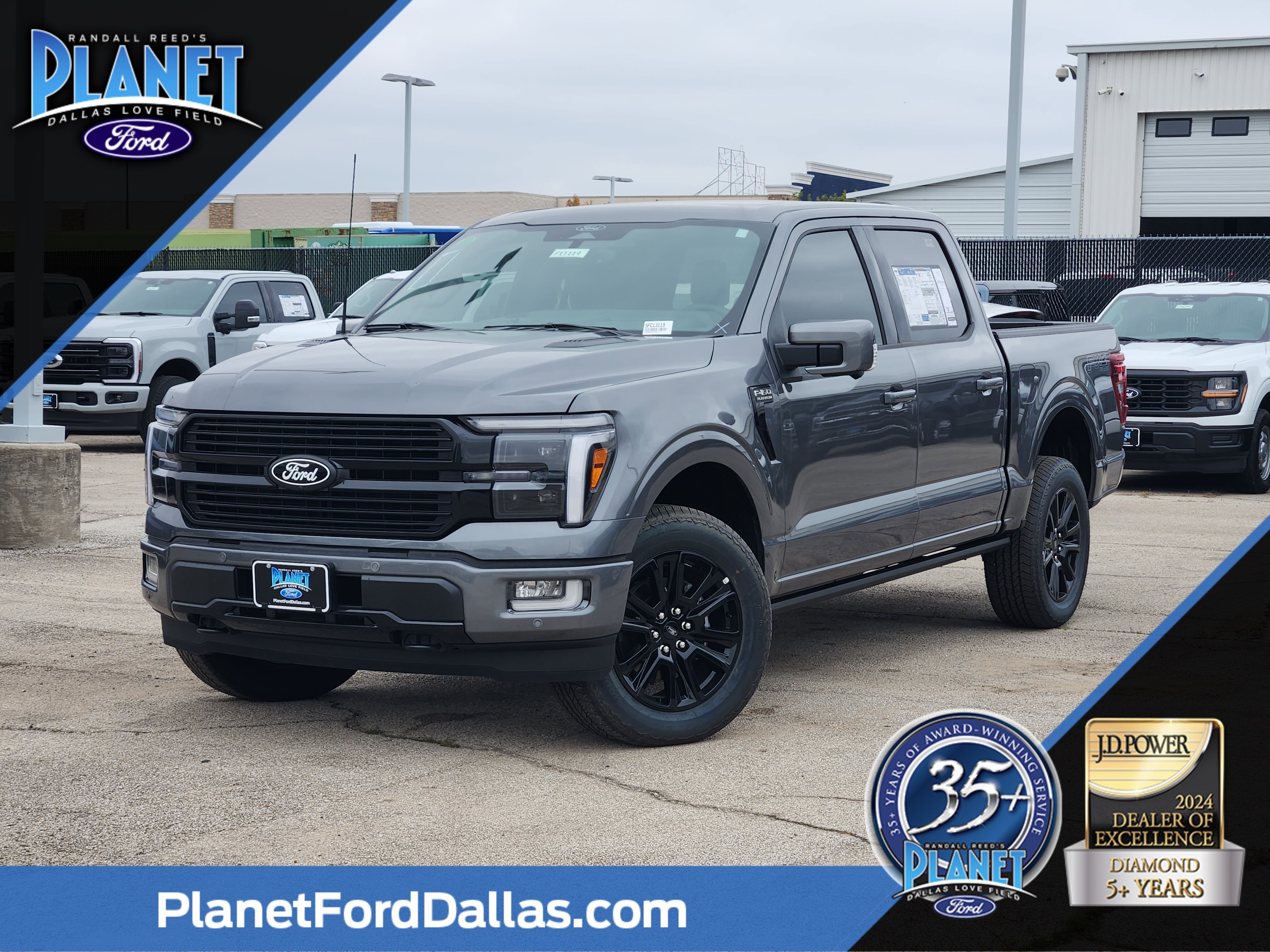 New 2025 Carbonized Gray Metallic Ford Platinum image 1