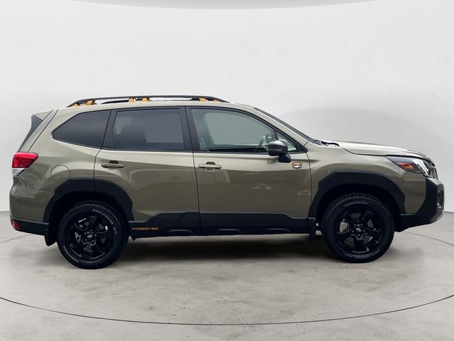 Certified Used 2025 Green Metallic Subaru Wilderness image 4