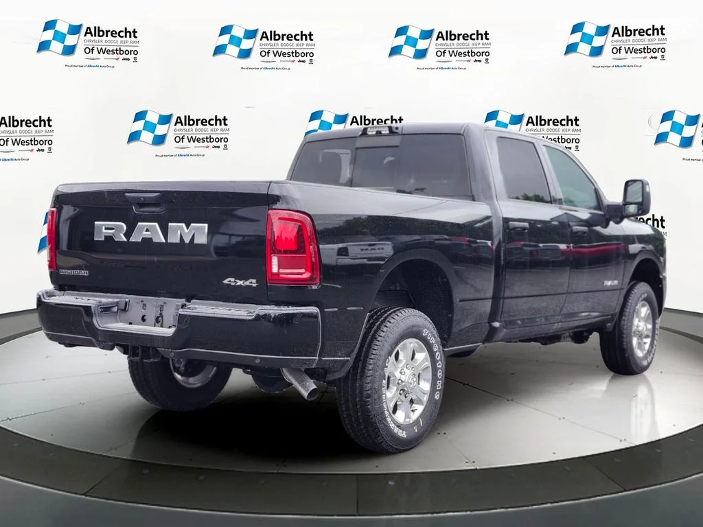 New 2026 Diamond Black Crystal Pearl-Coat Exterior Paint RAM Big Horn image 5