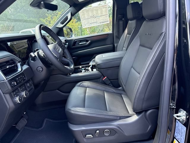 2026 GMC Yukon XL Denali - Photo 13