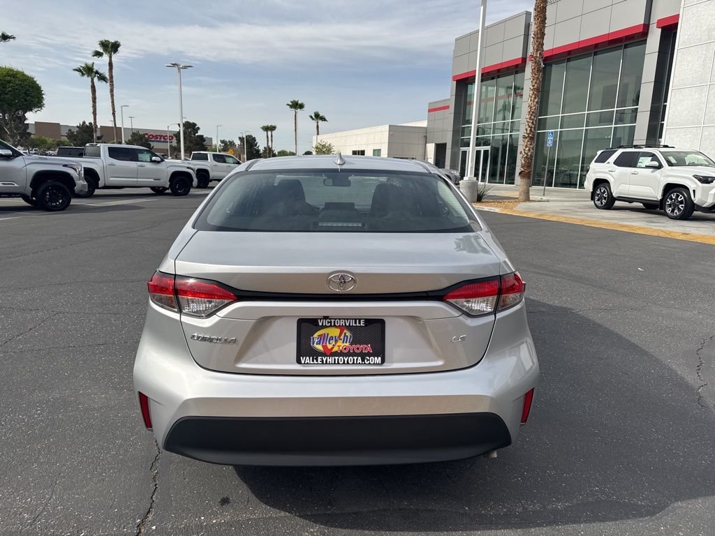 2025 Toyota Corolla LE - Photo 6