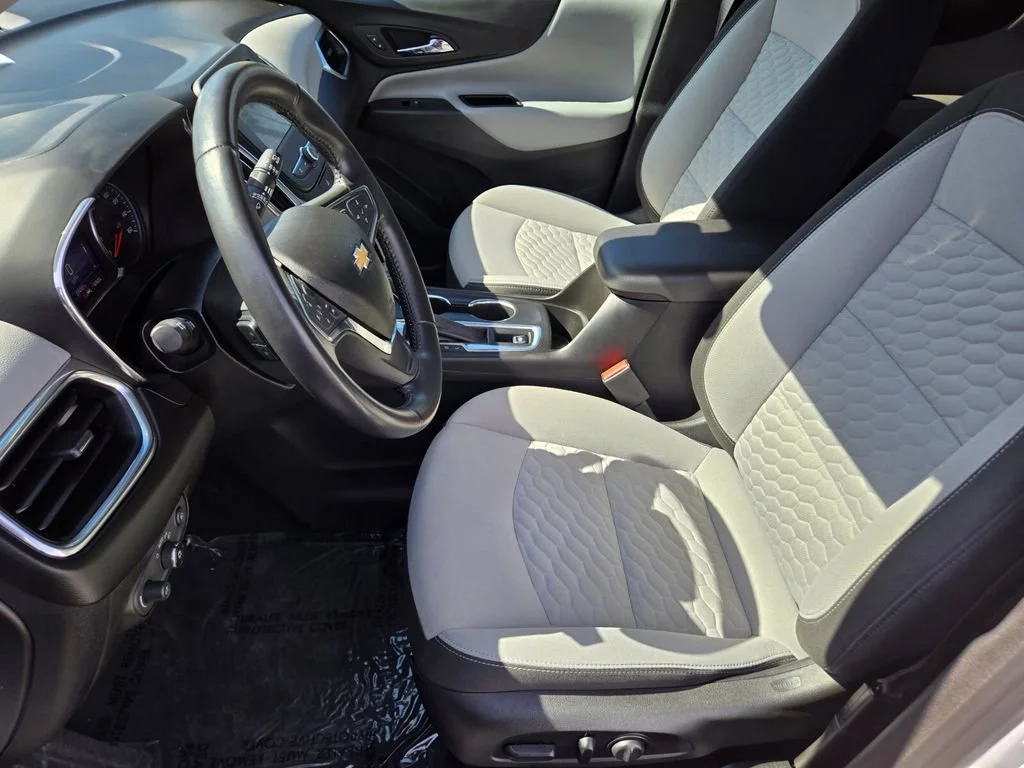 Used 2020 SUMMIT WHITE Chevrolet LT image 10