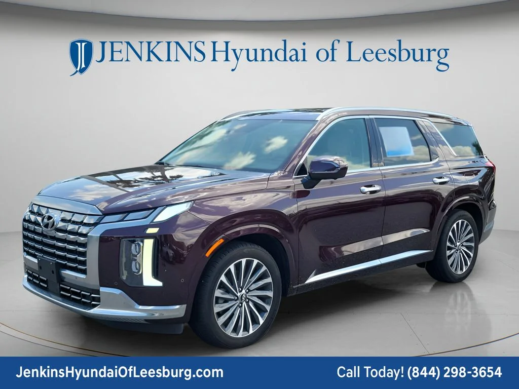 Used 2024 Red Hyundai Calligraphy image 7