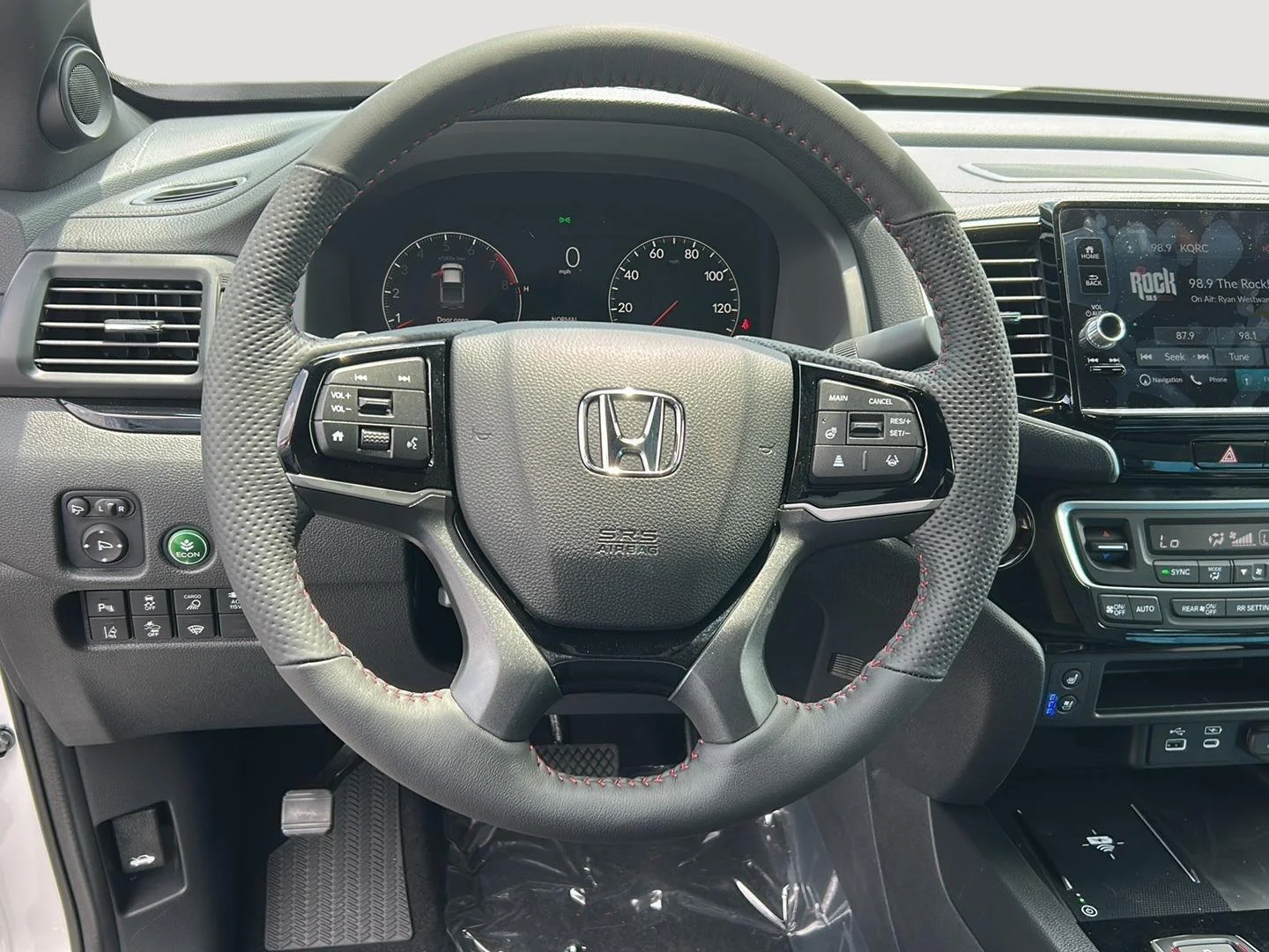 New 2026 Platinum White Pearl Honda Black Edition image 16