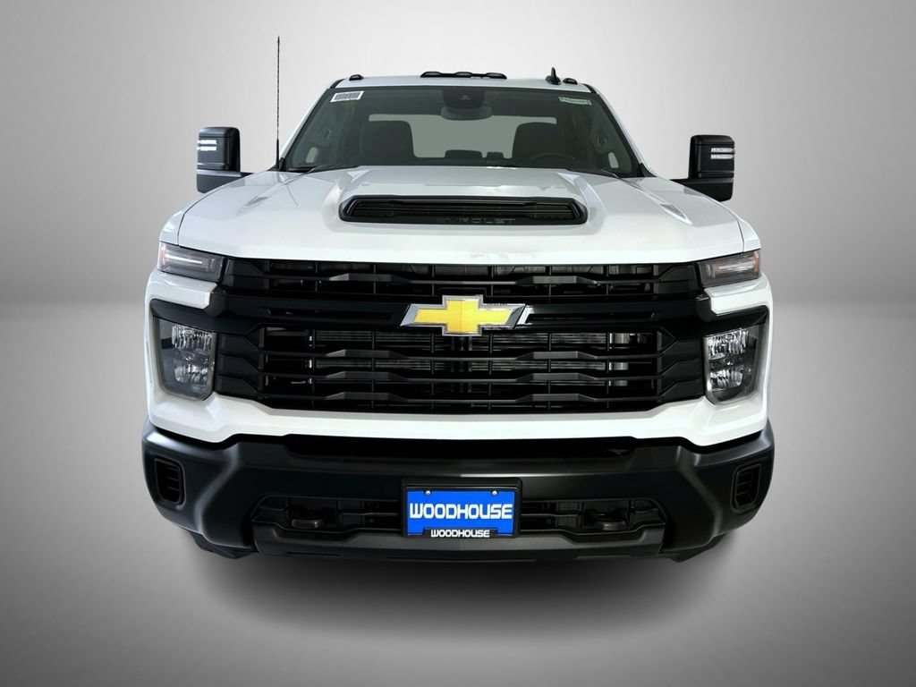 New 2026 Summit White Chevrolet WT image 2
