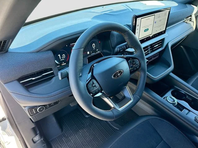 New 2026 White Metallic Ford Tremor image 6