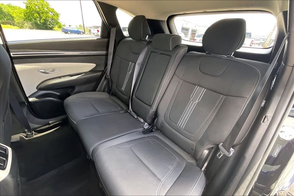 Used 2024 Black Hyundai SEL image 19