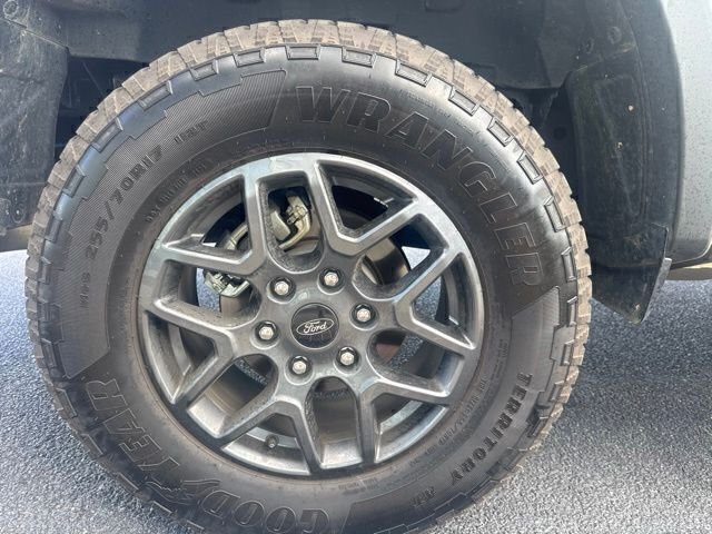 Used 2025 Beige Ford XLT image 6