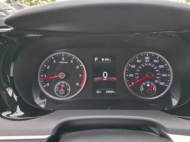 Used 2023 Gray Kia GT-Line image 10
