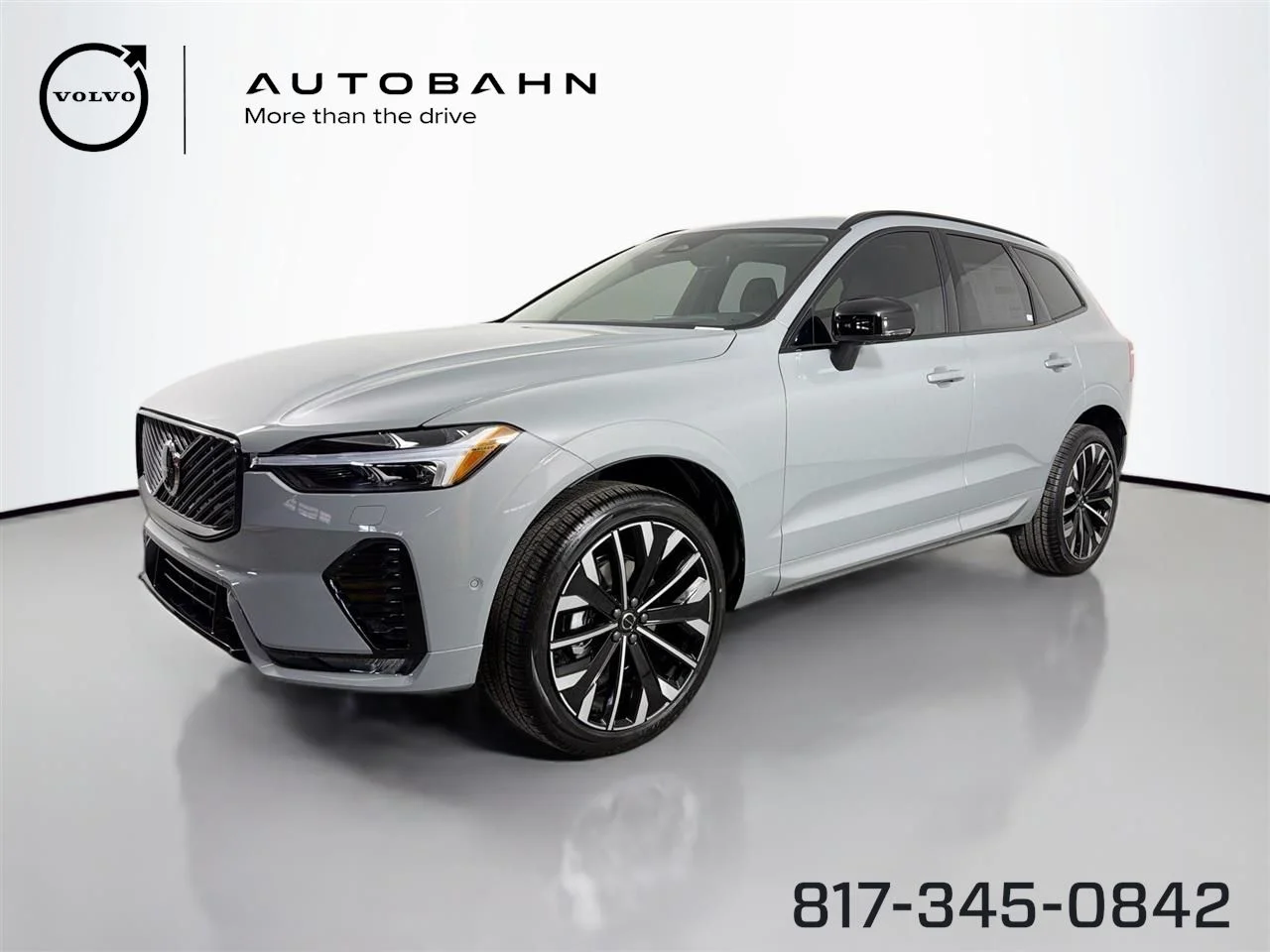 2026 Volvo XC60 B5 Ultra Dark AWD's photo