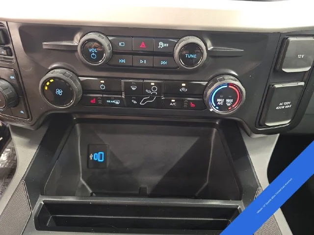 New 2026 Oxford White Ford F-250® XLT image 32