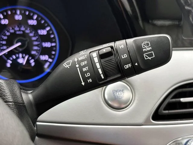 Certified Used 2020 Moonlight Cloud Hyundai SEL image 28