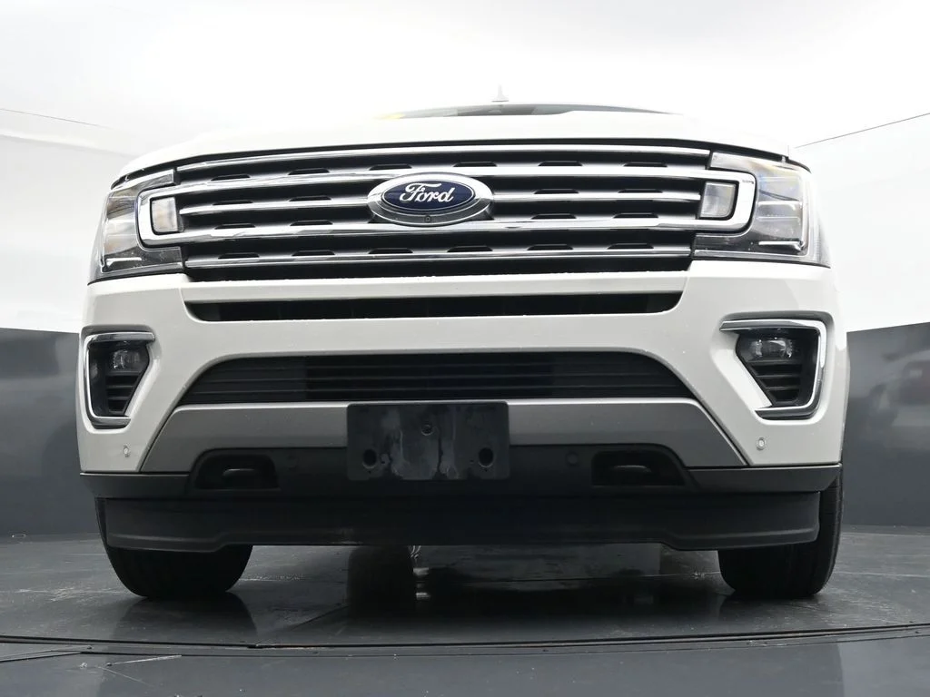 Used 2021 White Ford Limited image 36