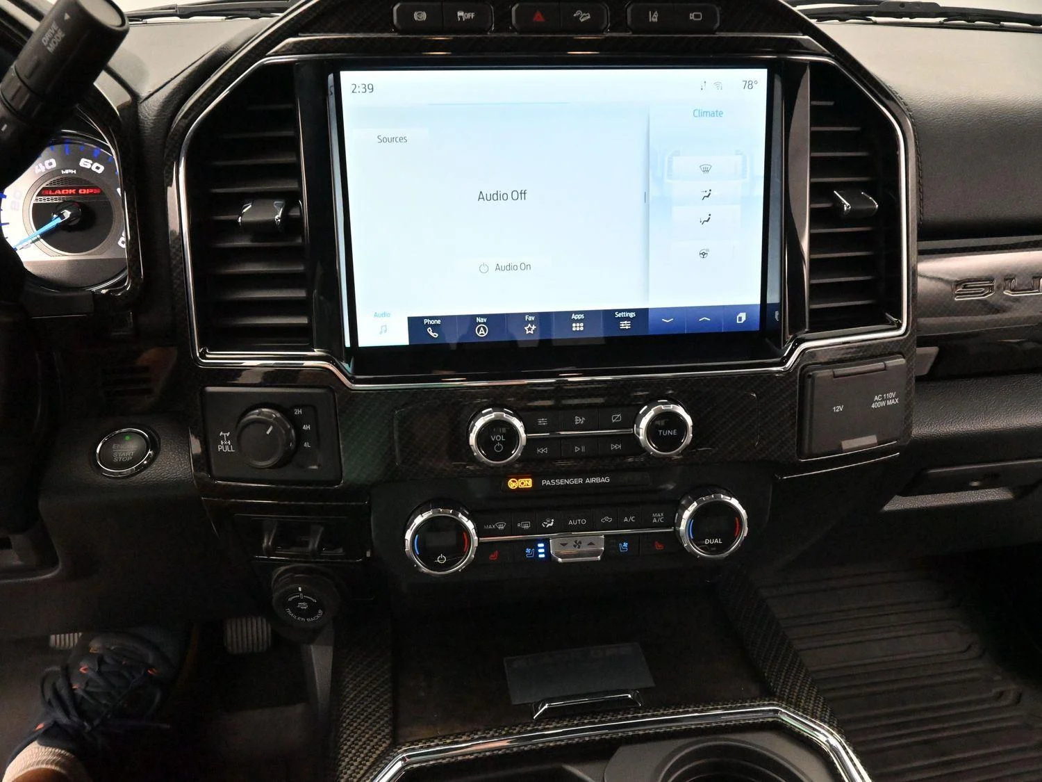 Used 2022 White Ford XL image 22