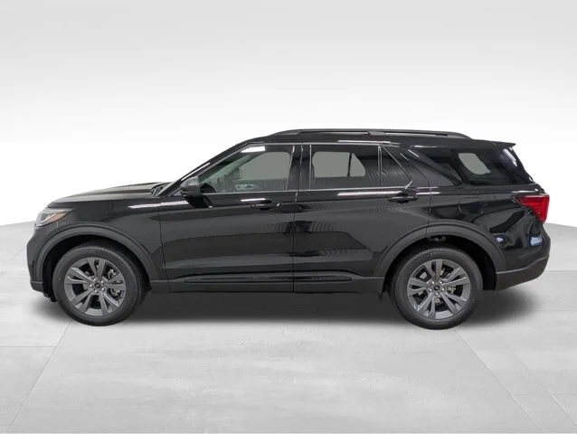 New 2026 Agate Black Metallic Ford Active image 29