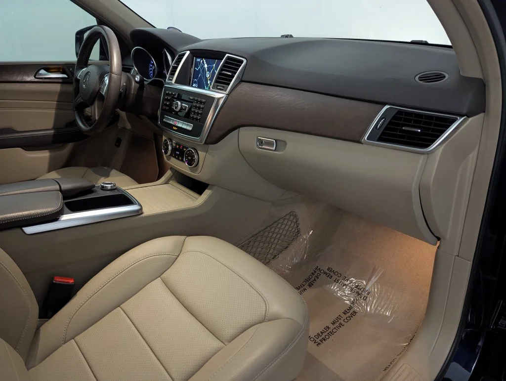 Used 2013 Blue Mercedes-Benz ML 350 image 44