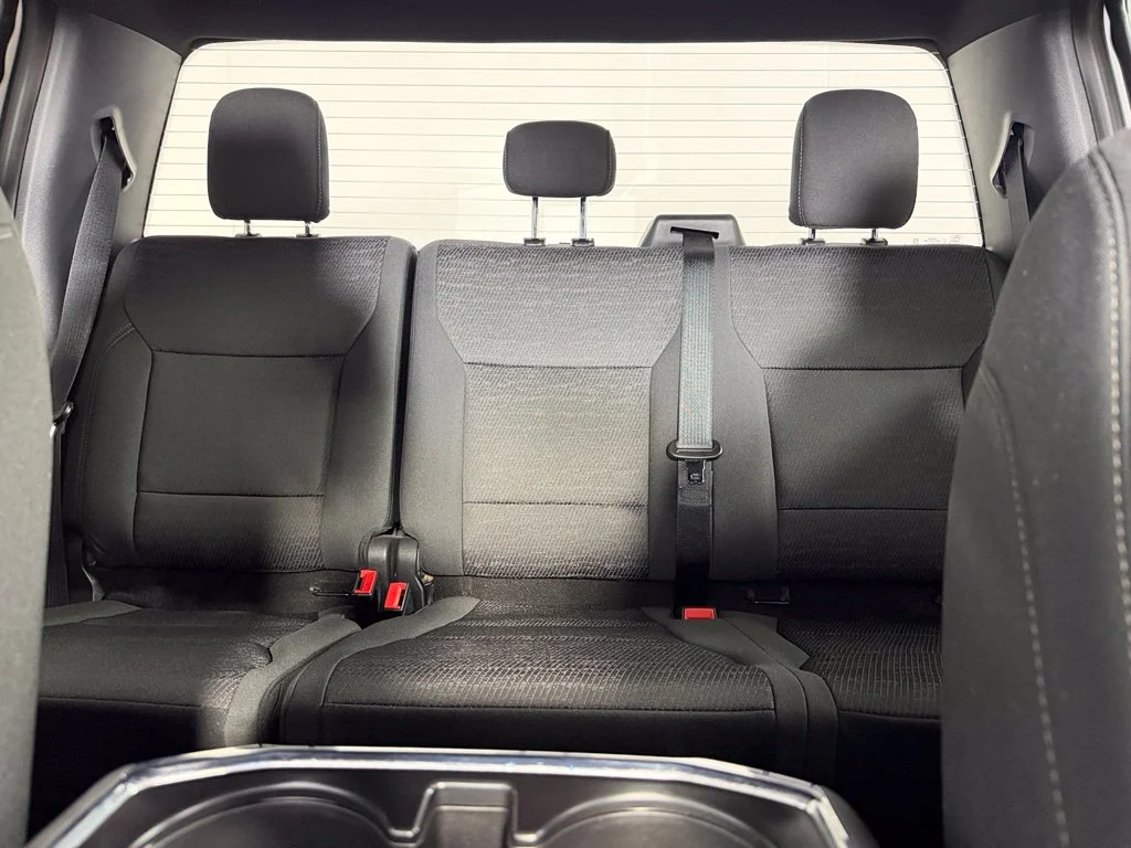 Used 2025 Oxford White Ford XLT image 19