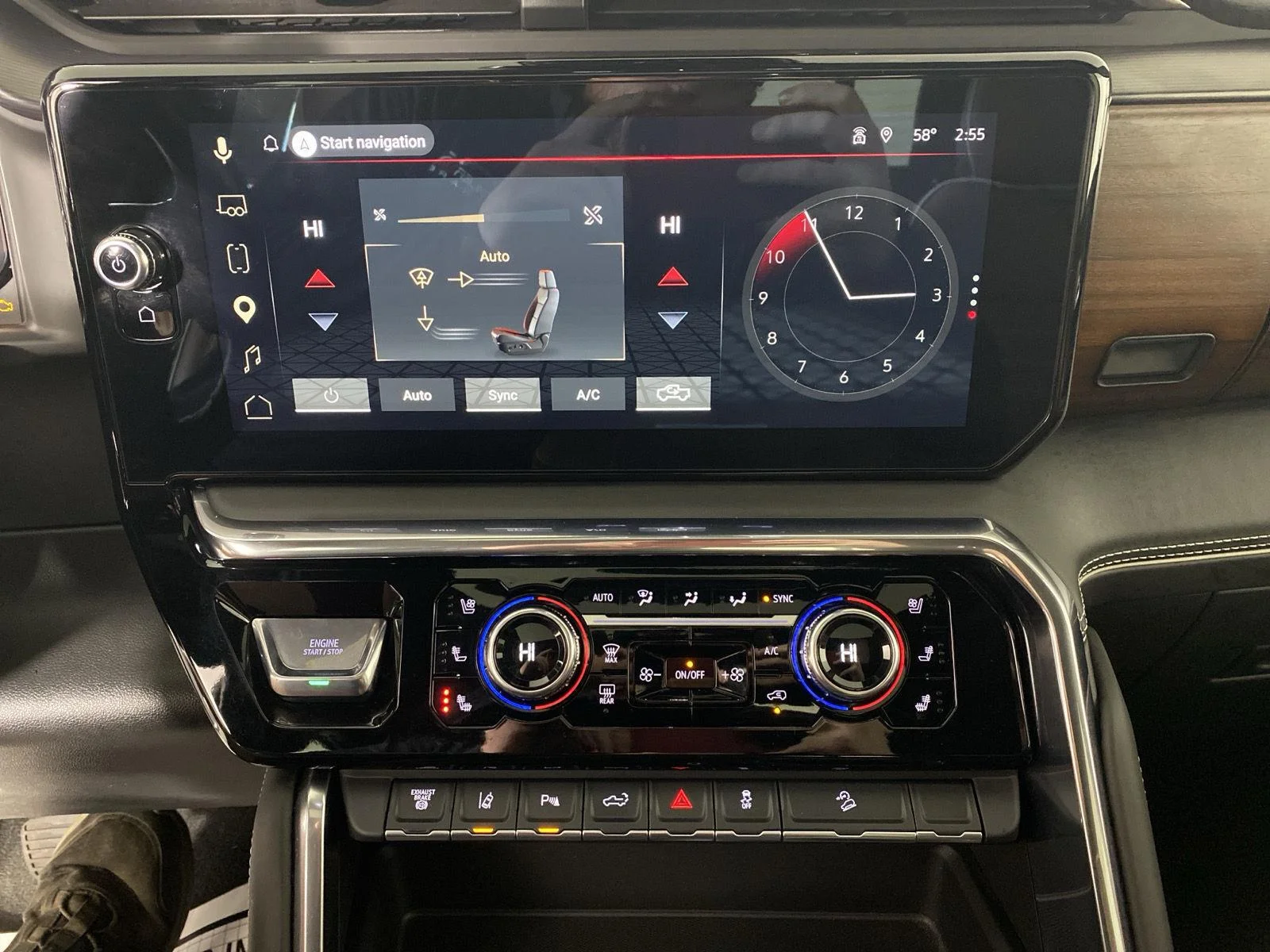 Used 2025 Onyx Black GMC Denali Ultimate image 29