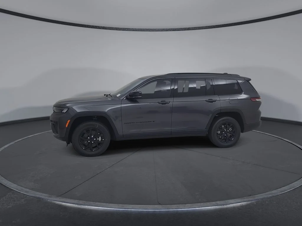 New 2026 Baltic Gray Metallic Clearcoat Jeep Altitude image 8