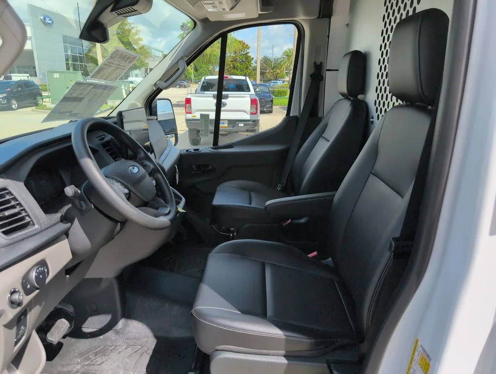 New 2026 White Ford Base image 5