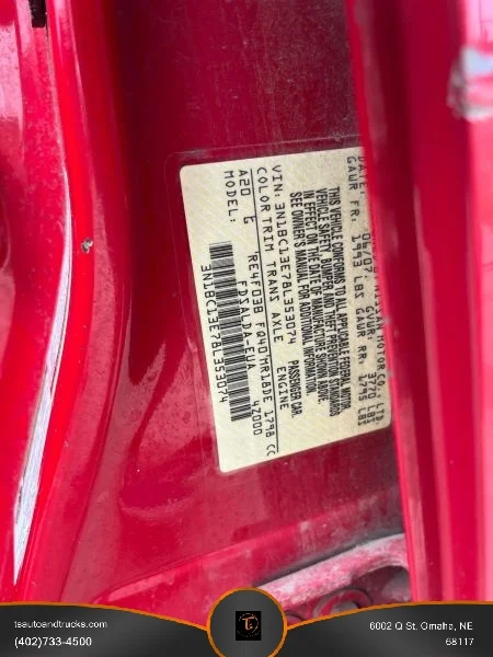 Used 2008 Red Nissan S Hatchback 4D image 26