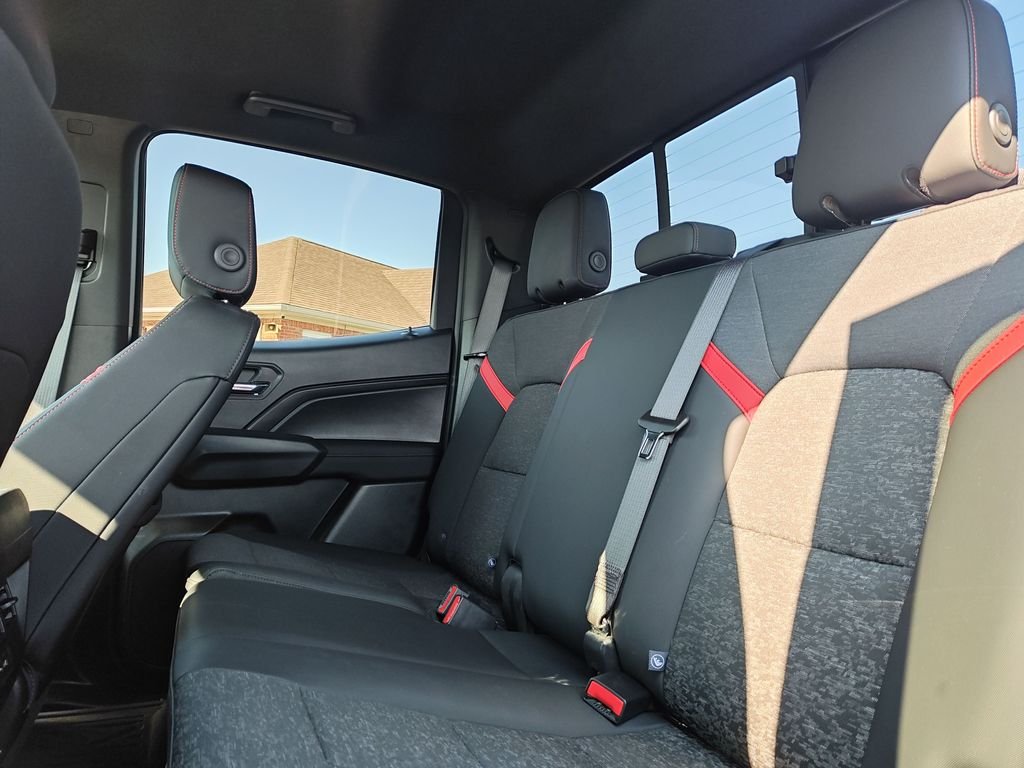 Used 2023 Red Chevrolet Z71 image 14