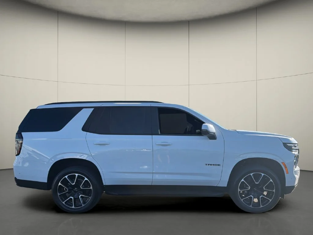 New 2026 Summit White Chevrolet RST image 8