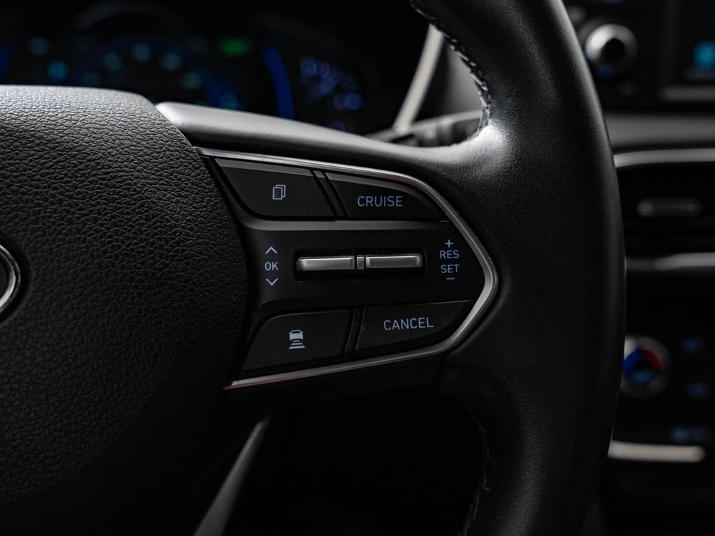 Used 2020 Shimmering Silver Pearl Hyundai SEL image 31
