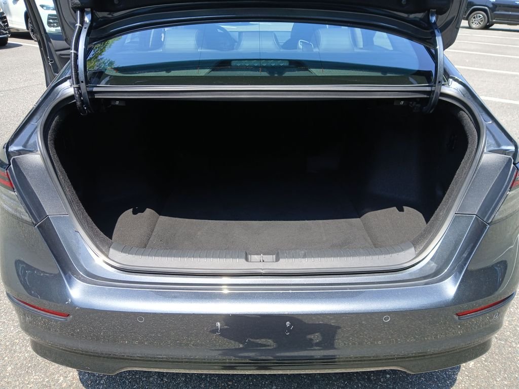 Used 2023  Honda EX-L image 39