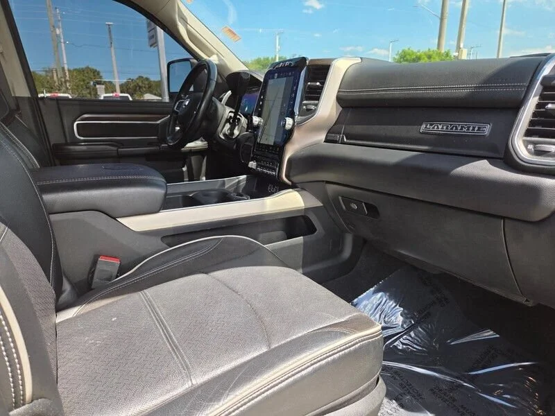 Certified Used 2023 Bright White Clearcoat Ram Laramie image 33