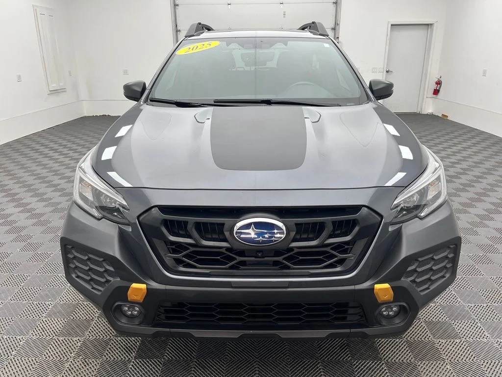 Used 2025 Gray Subaru Wilderness image 15